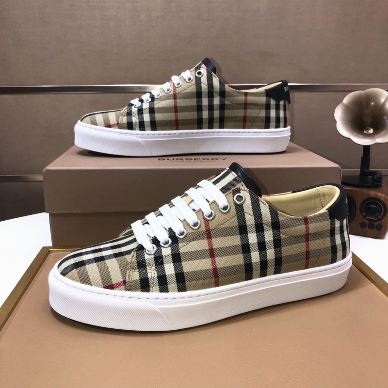 Burberry Sneakers